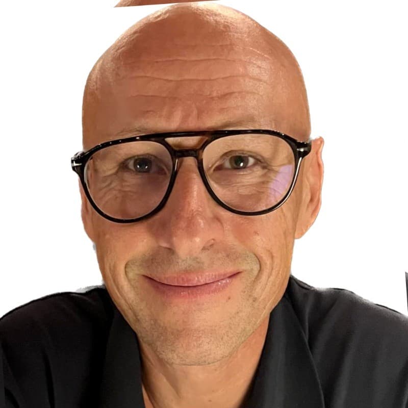 Olivier Robert Murphy profile