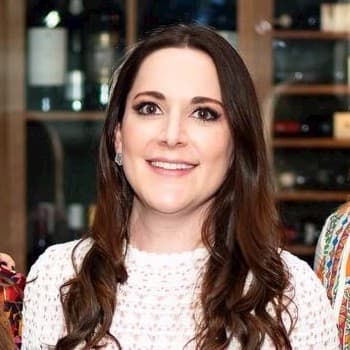 Lauren Schenk profile