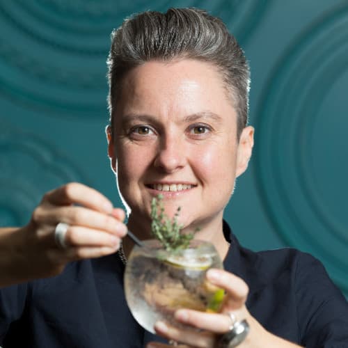 Laura Willoughby profile