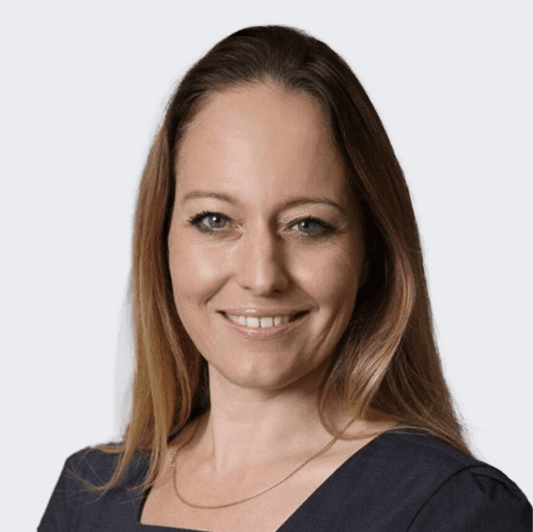 Lisa Avellini - undefined